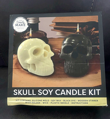 Simply make skull soy pillar - skull,