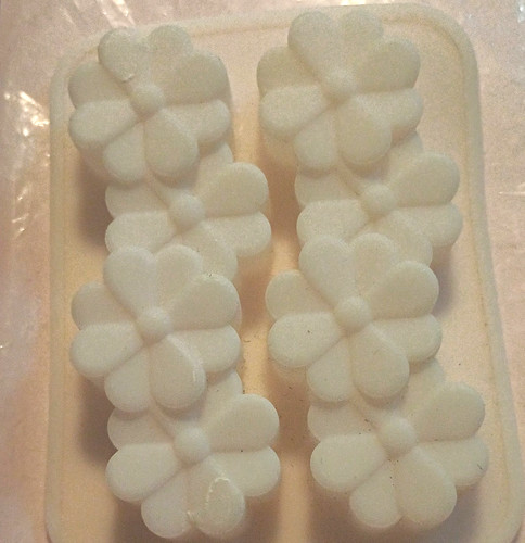 Flower pillar candle mould - pillar,