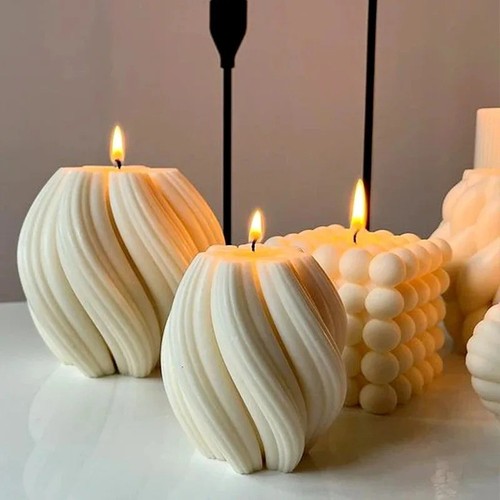 Rotating pillar candle - rotating,