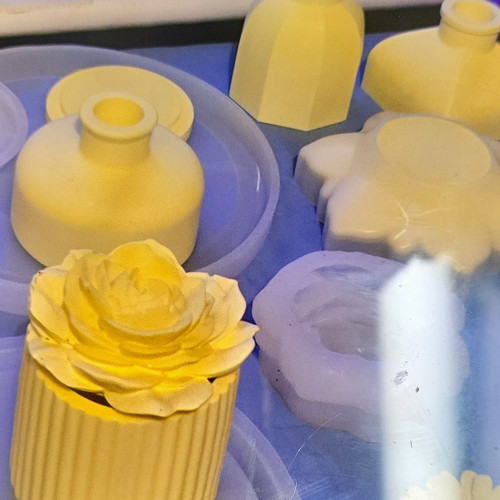 Silicone pillar candle - silicone, mould